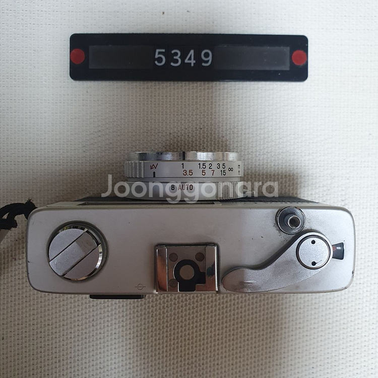 코니카 C 35 필름카메라 실버바디--1