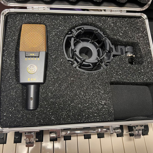 AKG C414 XL2 마이크 양도합니다