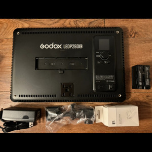 Godox LEDP260C 조명 (새제품)