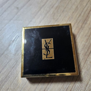 YSL 새틴아이섀도우