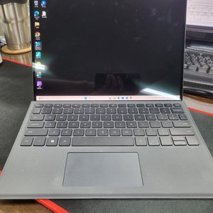 DELL Latitude 7320 Derachable