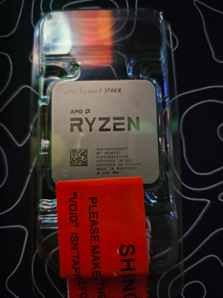 AMD 3700X CPU판매합니다
