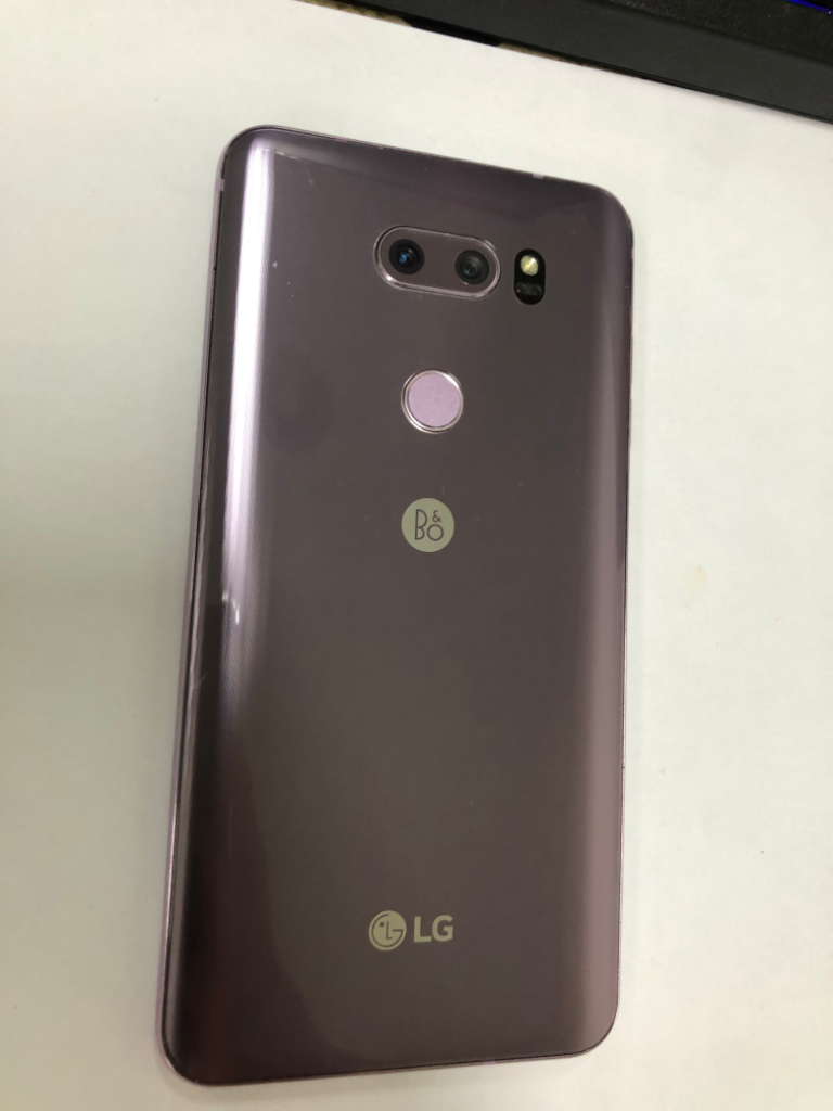 LG V30 퍼플 64GB 부분파손 기능정상 업무용