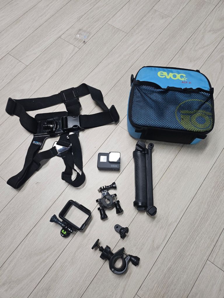 고프로6 외 구성품 일괄판매