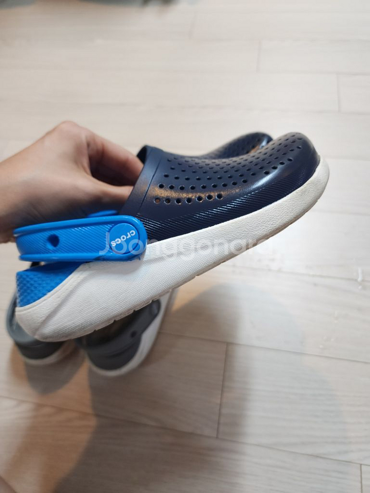 정품 크록스 c13 j1 두켤레--5