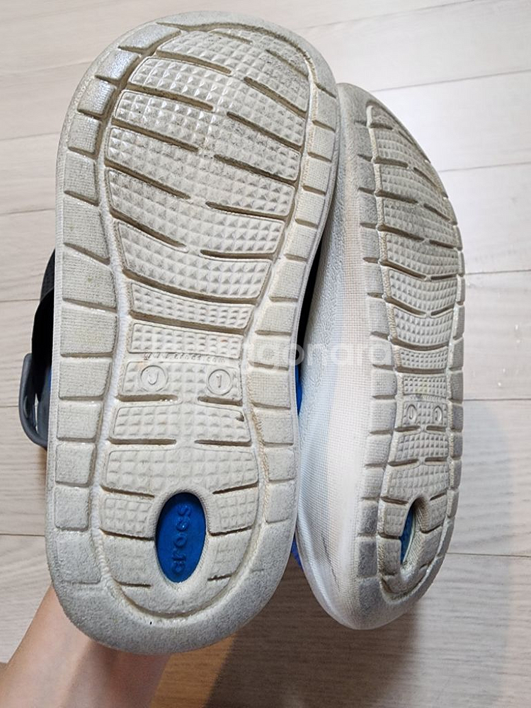 정품 크록스 c13 j1 두켤레--6