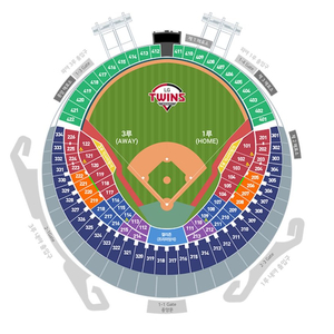 KT위즈 vs LG트윈스 더블헤더2차전 1루 네이비