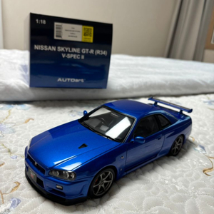 (오토아트 1:18)닛산 스카이라인 GT-R(R34)