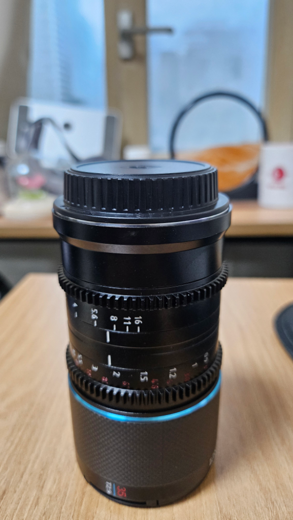 시루이 카본 풀프레임 T2.9 아나모픽 렌즈 35mm