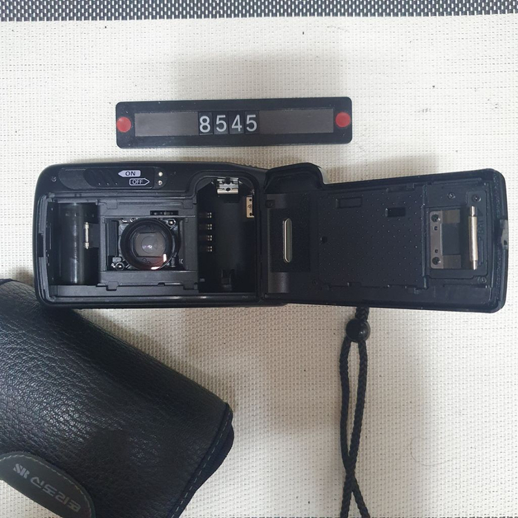 신도리코 SR-10D AF 줌 미니 필름카메라 파우치 이미지