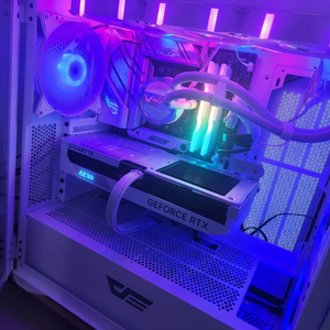 7800x3d/4070ti 게이밍pc 판매합니다