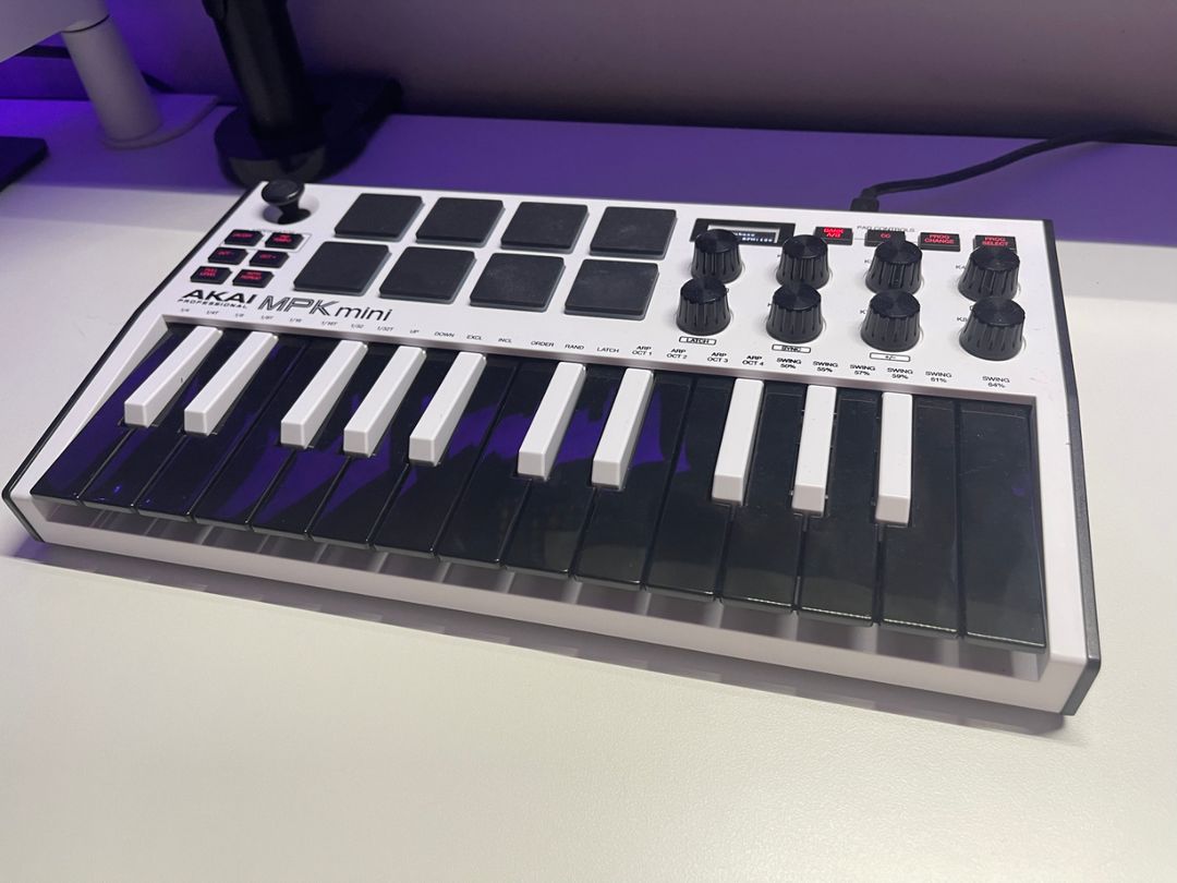 AKAI MPK MINI MK3 아카이 미니 마스터 키