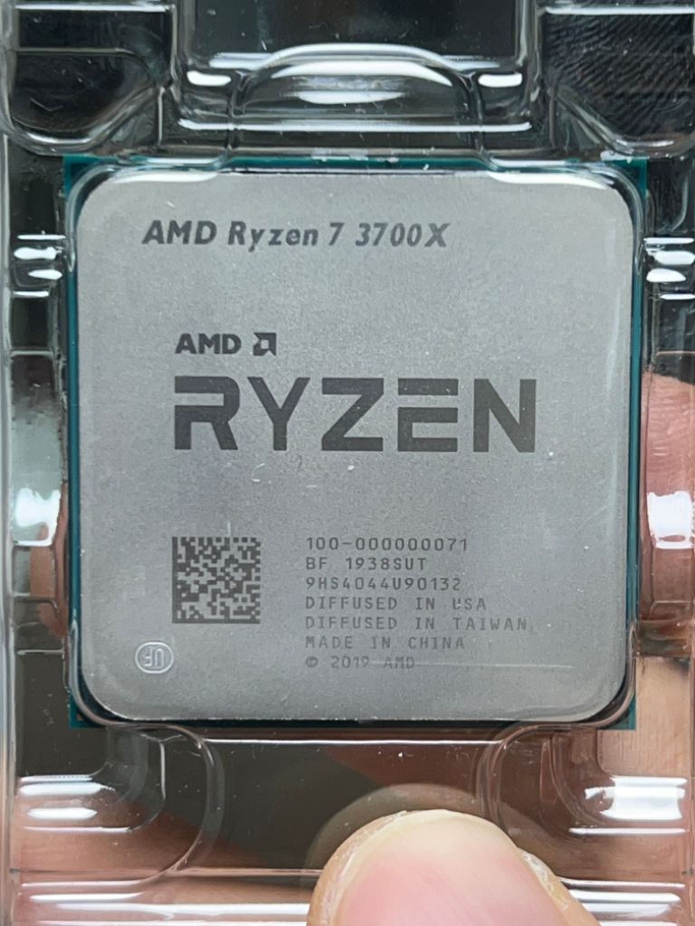 AMD 라이젠 3700X