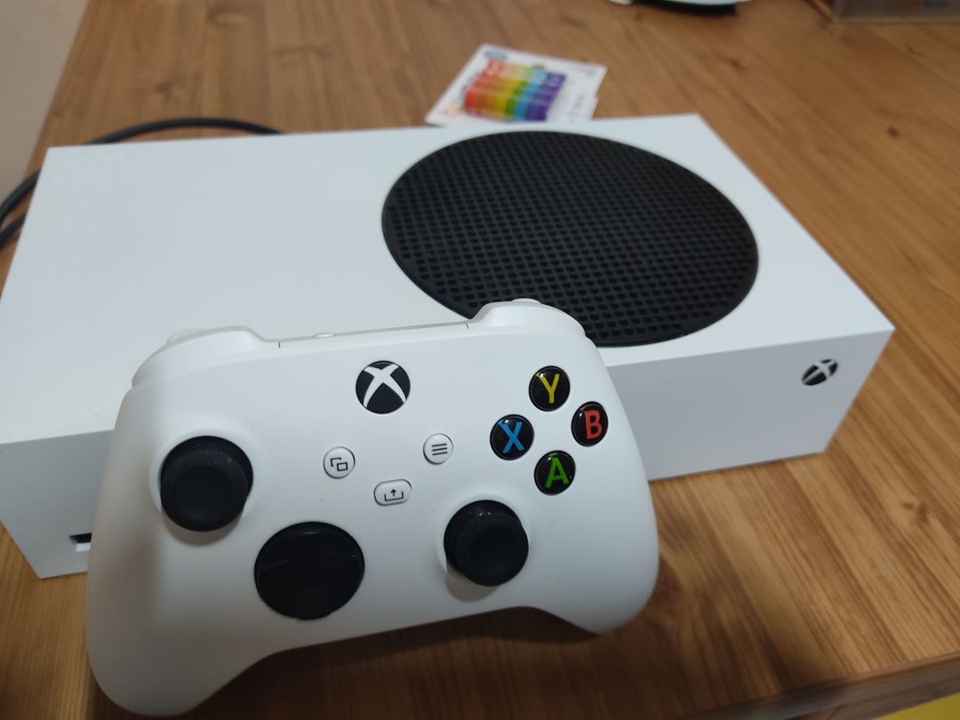 xbox series s 팝니다