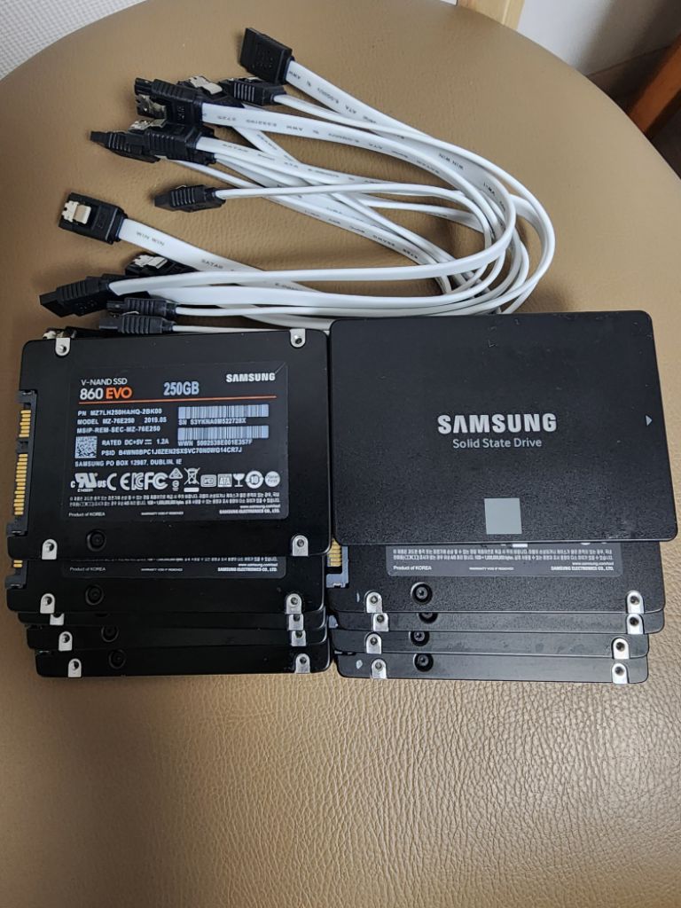 SSD 삼성 860 250GB(기가 /원도우10 ,문서