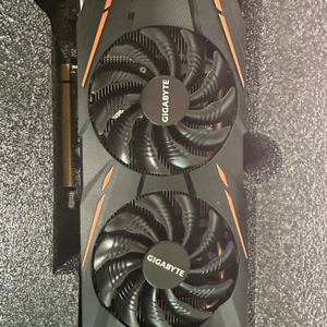 기가바이트 RX580 4GB 팝니다.