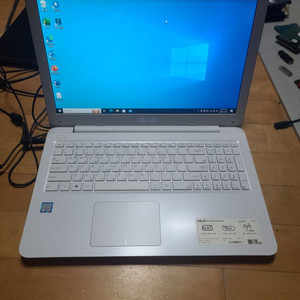 ASUS 노트북 i5-6200u 램8 SSD128