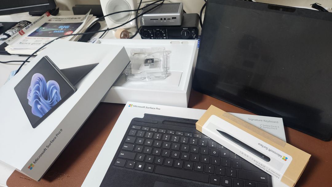 서피스프로9 i5 1TB 16GB 펜 키보드 보험5년--2