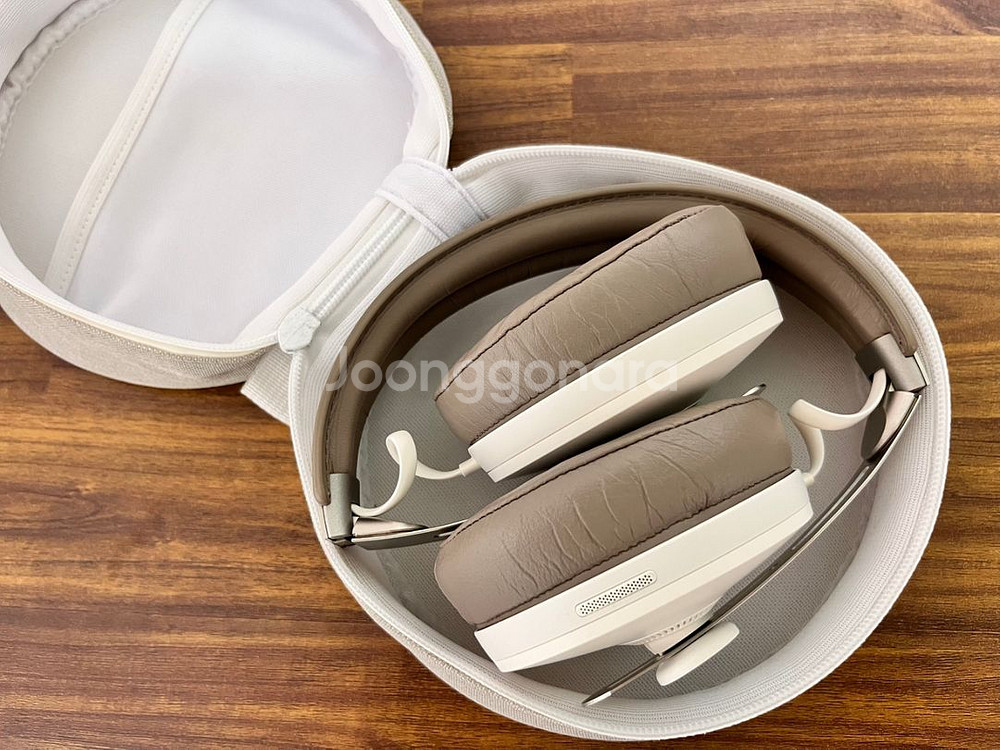 젠하이저 모멘텀3 헤드폰 판매합니다.--1