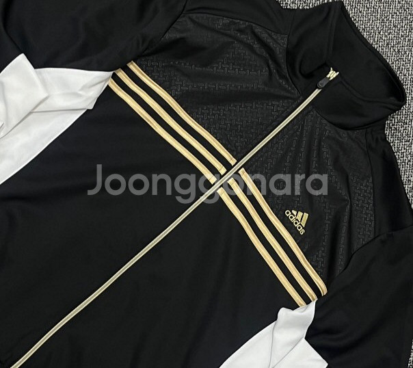 아디다스 금장 블랙 트랙탑 져지집업 100/L--1