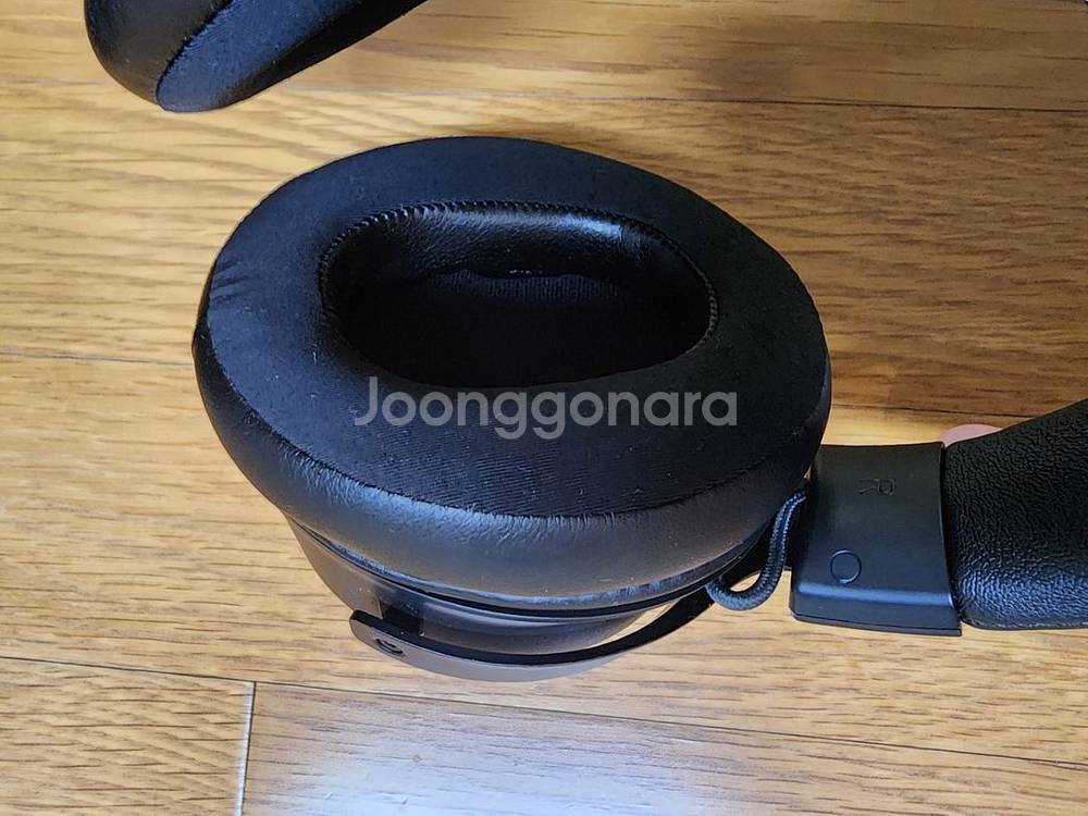 레이저 크라켄 v3 pro 무선 헤드셋 판매합니다--4
