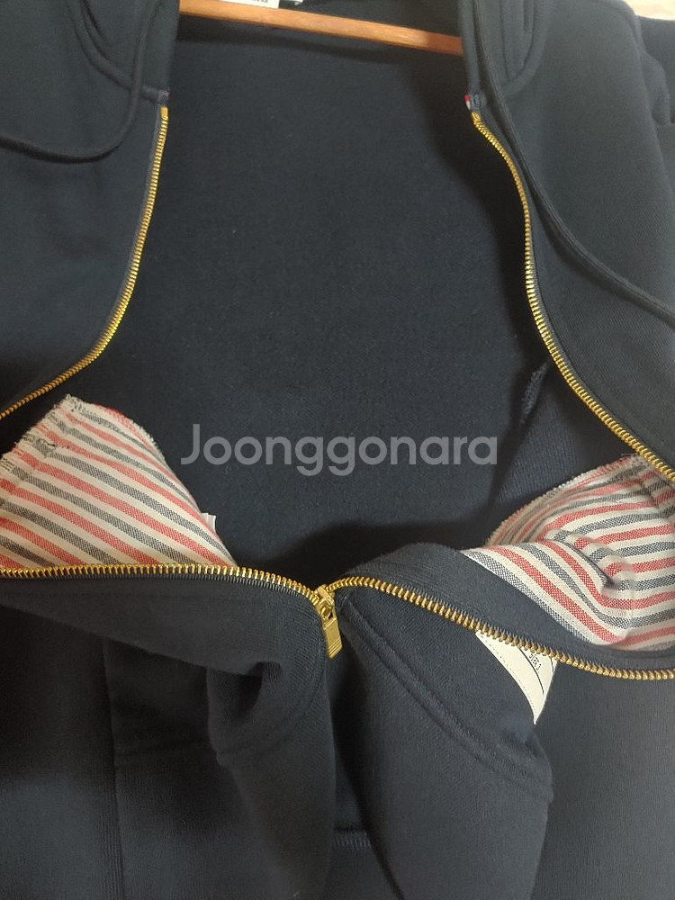 톰브라운 사선완장 후드집업--2