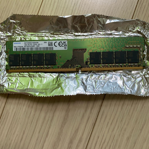 삼성전자 DDR4 3,200Mhz 16GB 2개 팝니다