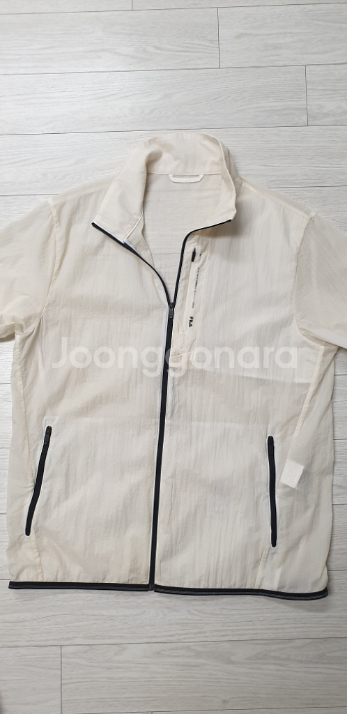 FILA(휠라)정품 바람막이자켓 M사이즈 S급!--3