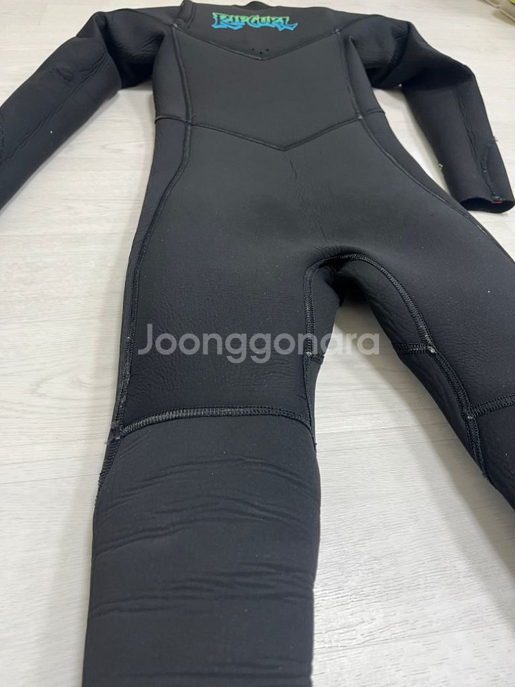 립컬 아동용 웻수트 체스트집 (5/3미리) 판매합니다.--7