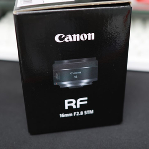 캐논 RF 16mm F2.8 STM