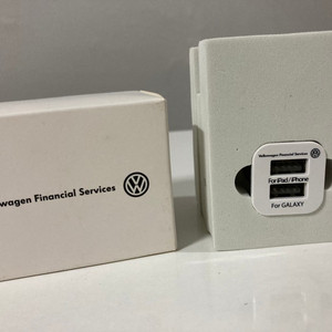 폭스바겐 차량용 휴대폰 충전 USB 시거잭 (새상품)