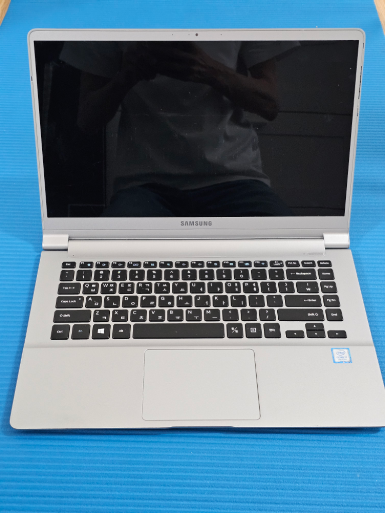 삼성노트북 NT900X5M