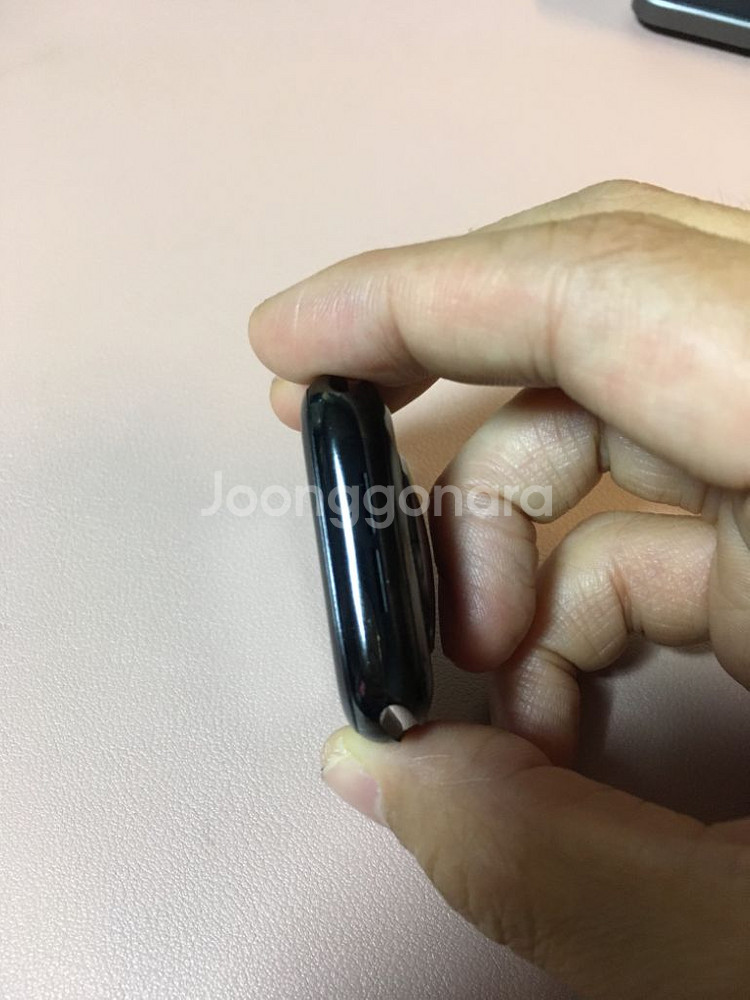 애플워치5 44 스텐 판매합니다--3
