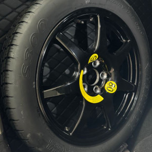 k9 스페어 타이어 및 공구세트