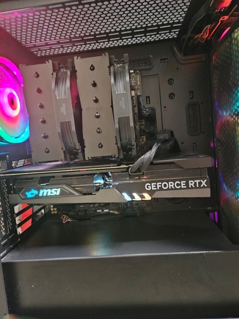 msi4070ti 7800x3d 고사양 게이밍 컴퓨터