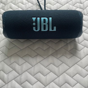 jbl flip6판매 합니다