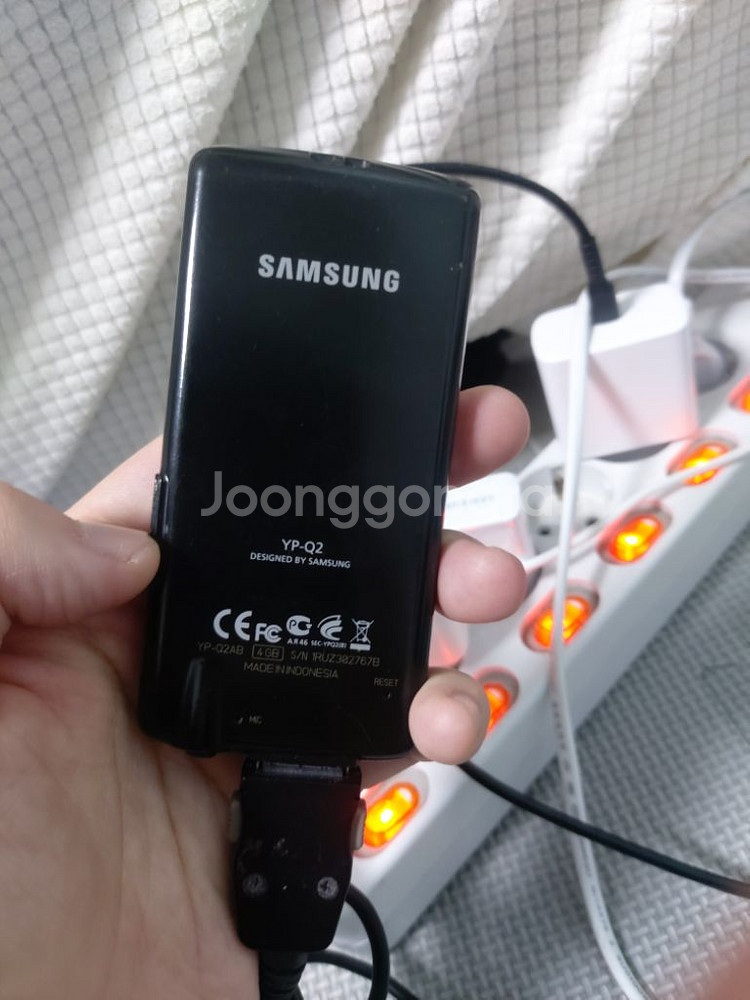 삼성전자 MP3 YP-Q2 충전기 포함--1