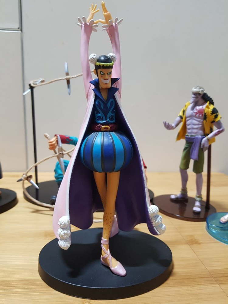 정품)원피스 피규어 (하자있음) 5종 일괄 2만원--3