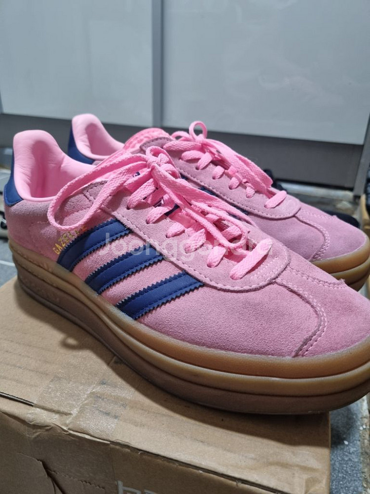아디다스 가젤 볼드 핑크 글로우 빅토리 블루 245mm--1