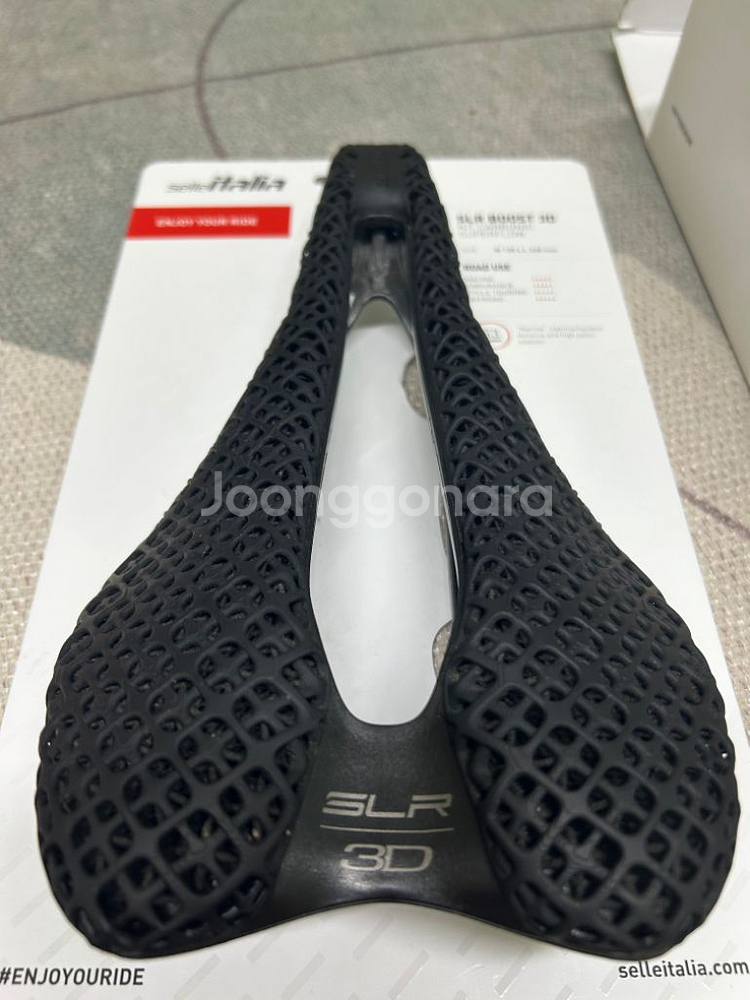 selle italia SLR BOOST 3D카본안장--1