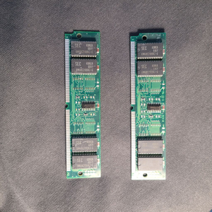 SEC KMM5322208AU-6 RAM