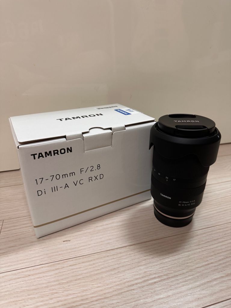 소니 E마운트 탐론 17-70mm F2.8 판매합니다.