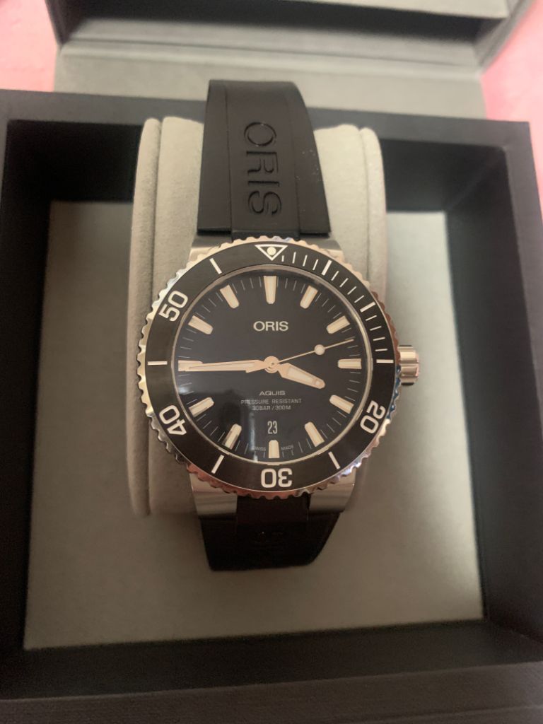 오리스(ORIS) 아퀴스 데이트(AQUIS DATE)