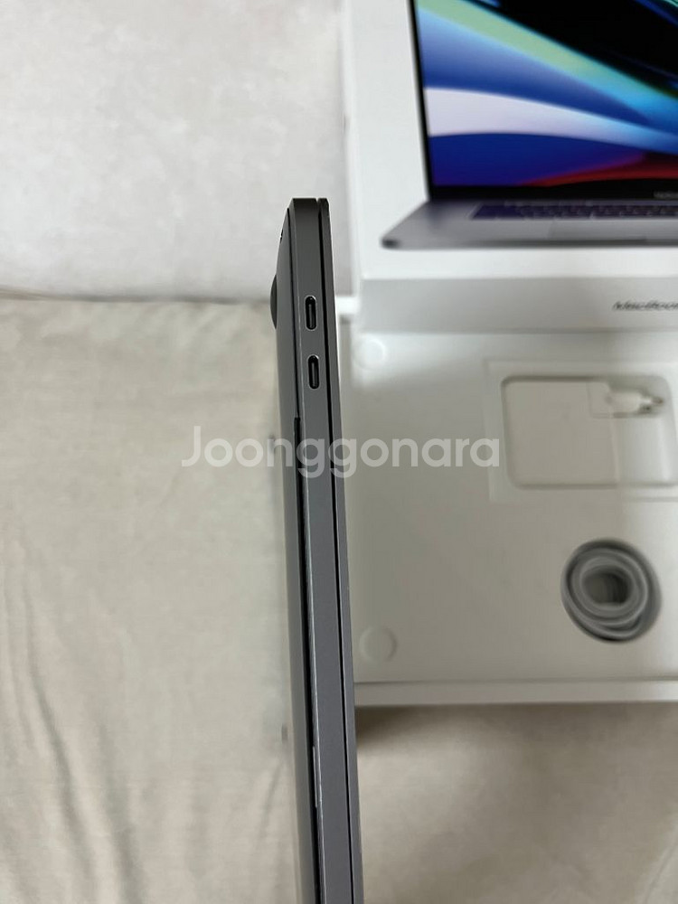 2019 맥북프로 16인치 고급형 i9 1TB--2