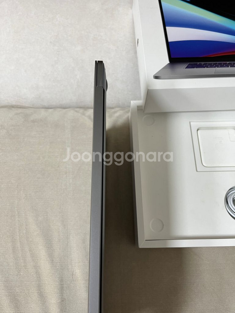 2019 맥북프로 16인치 고급형 i9 1TB--5