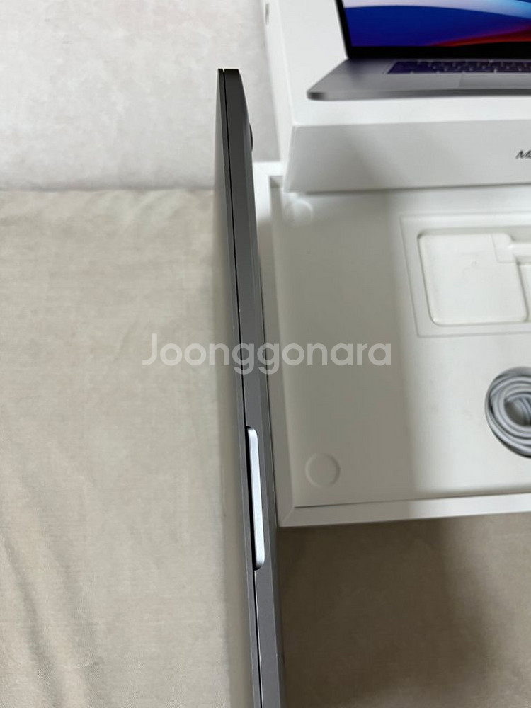 2019 맥북프로 16인치 고급형 i9 1TB--4