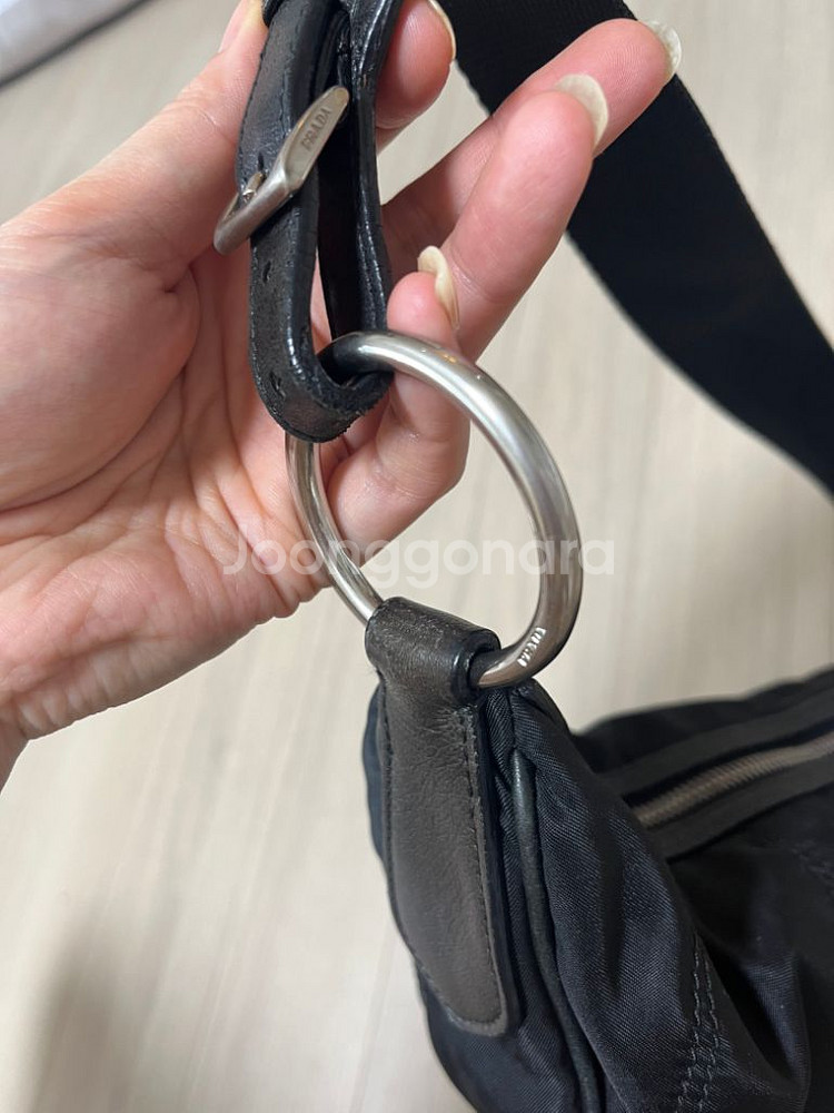 프라다 블랙 반달 숄더백,바디백--5