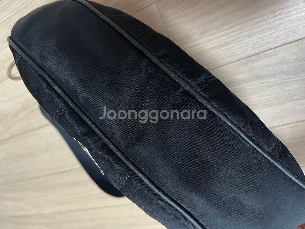 프라다 블랙 반달 숄더백,바디백--7