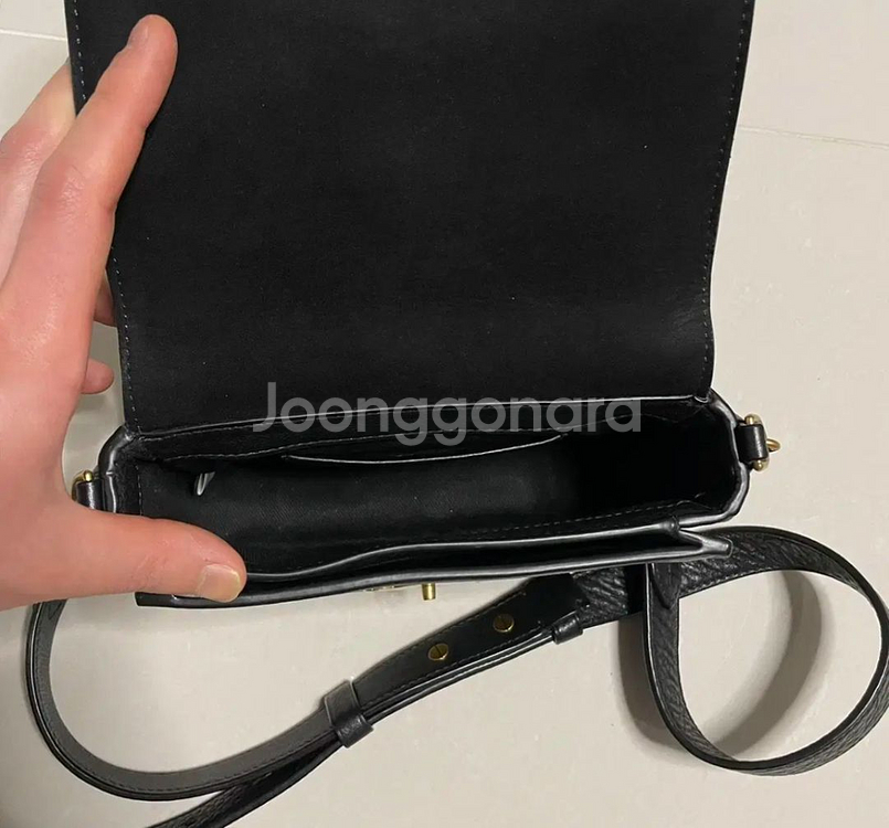 정품 폴로 랄프로렌 카메라백 블랙 금장 크로스백 가방--8