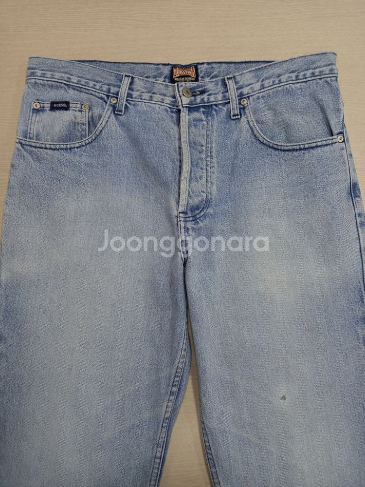 36 GUESS 캐나다 버튼플라이 일자진 365--2